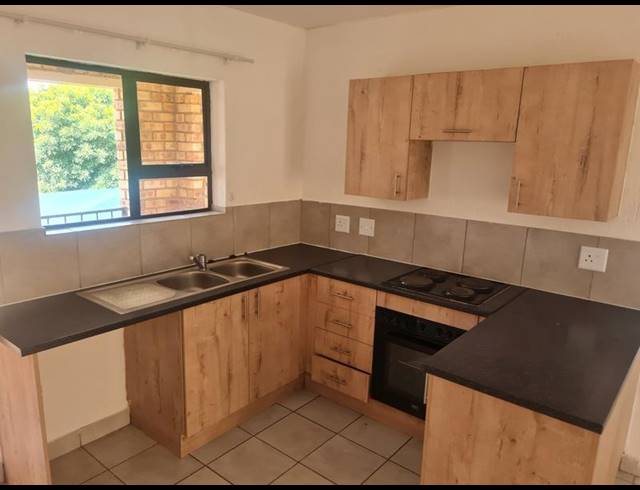3 BEDROOM PROPERTY TO RENT IN GROBLERPARK EXT